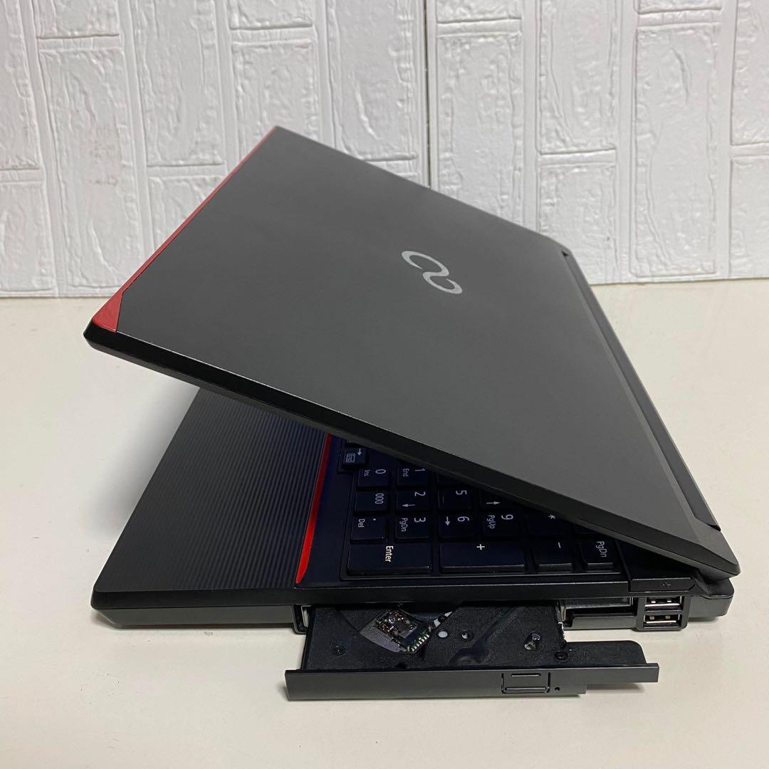 Windows11 オフィス2024年SSD Bluetooth富士通ノートPC