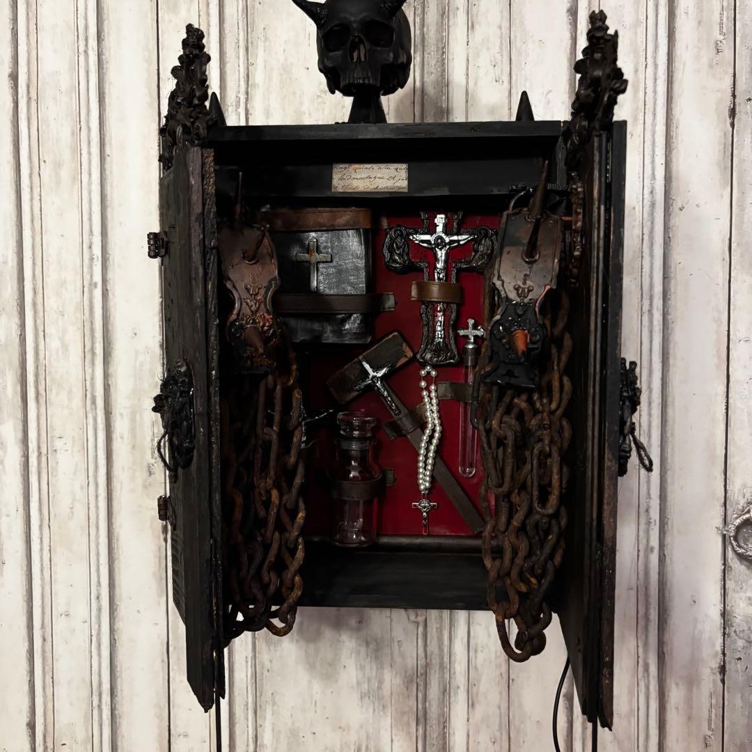 【Special Price】 悪魔撲殺箱(middleサイズ)オブジェ