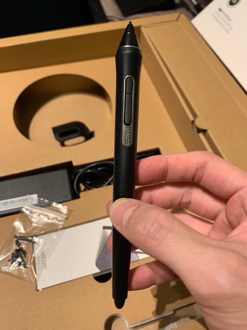 Wacom Cintiq 16 +専用スタンド ブラック