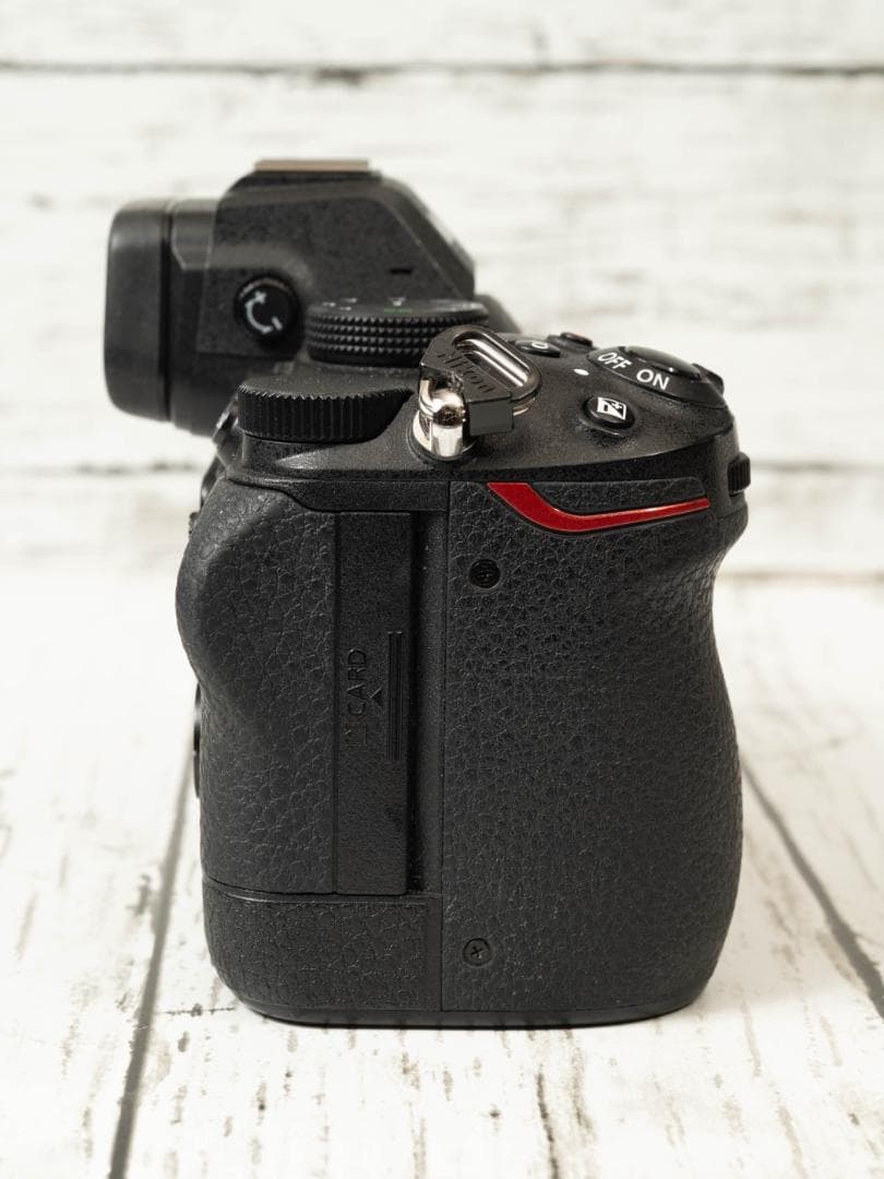 Nikon Z 5 ミラーレス一眼