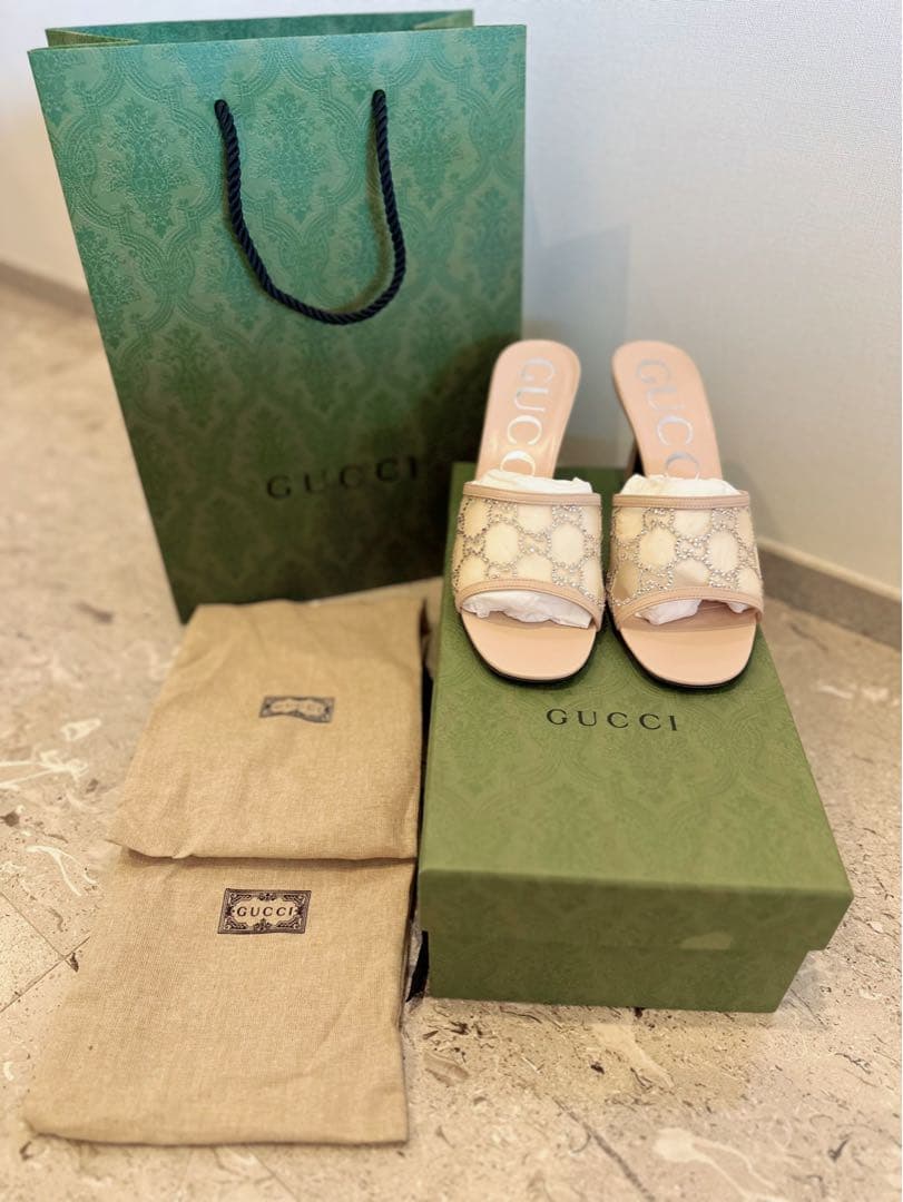 ✨新品✨GUCCIミュールサンダル37✨GGクリスタル✨早いもの勝ち✨翌日発送♡
