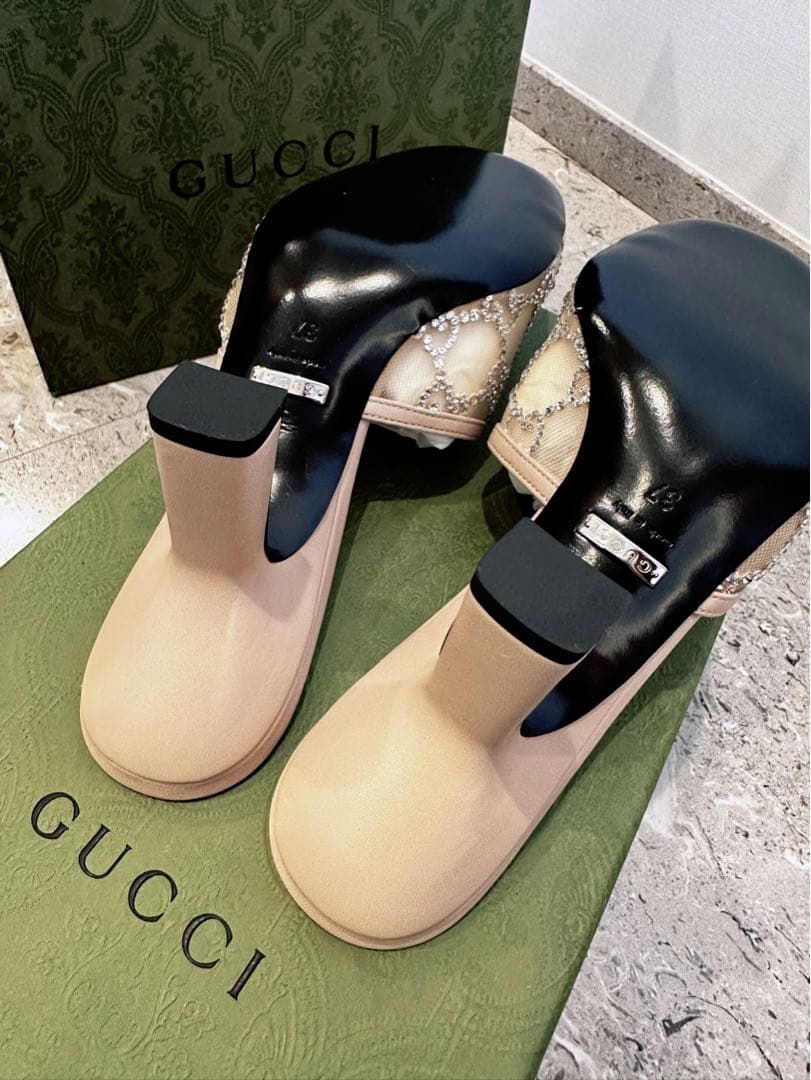 ✨新品✨GUCCIミュールサンダル37✨GGクリスタル✨早いもの勝ち✨翌日発送♡