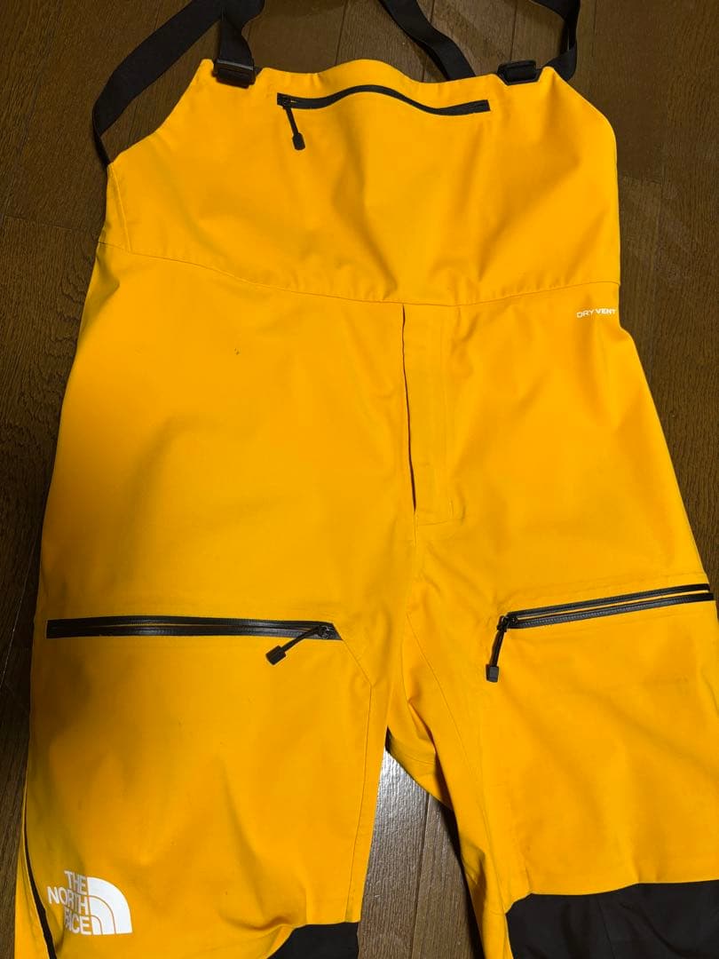 高機能　ノースフェイス　メンズ　ビブパンツ　M サミットゴールド　黒