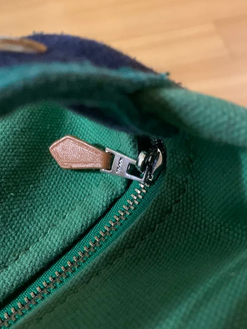 花•*¨*•.¸Hロゴ ショルダーストラップ付 ポーチ ブリッドアブラック