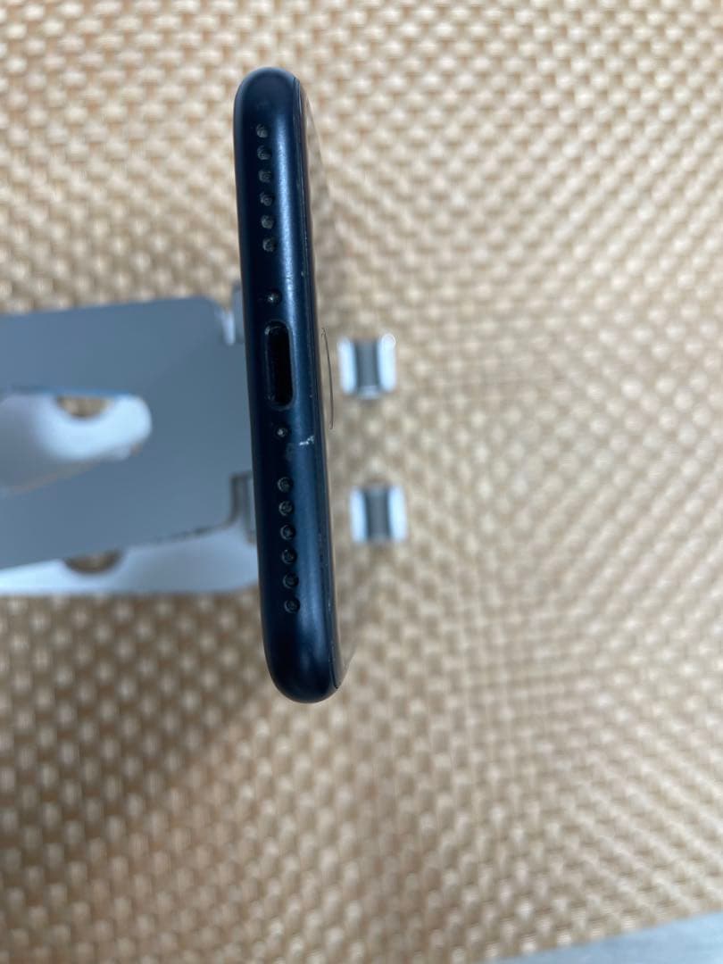 iPhone SE 第3世代 256 GB ミッドナイトSIMフリー【9183】