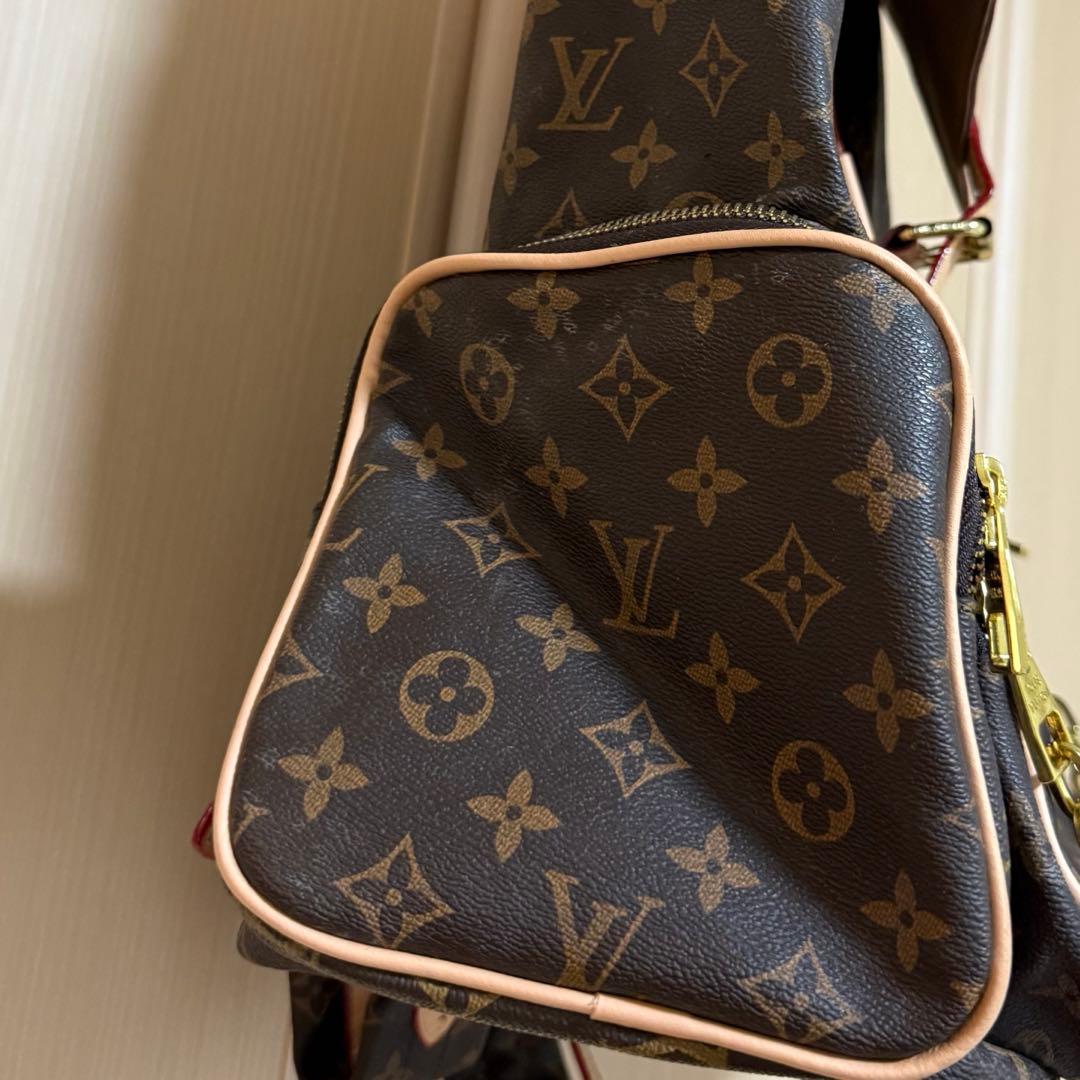 LVロゴ　リュック　バックパック