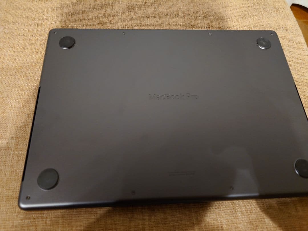 M4 MacBook Pro 14インチ メモリ24GB SSD容量1TB