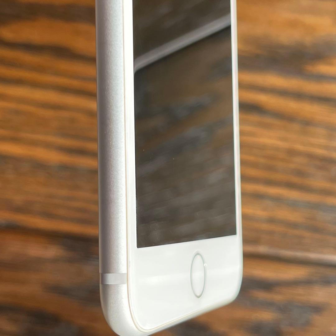 iPhone 8 Plus 64GB シルバー　型番MQ9L2J/A Apple