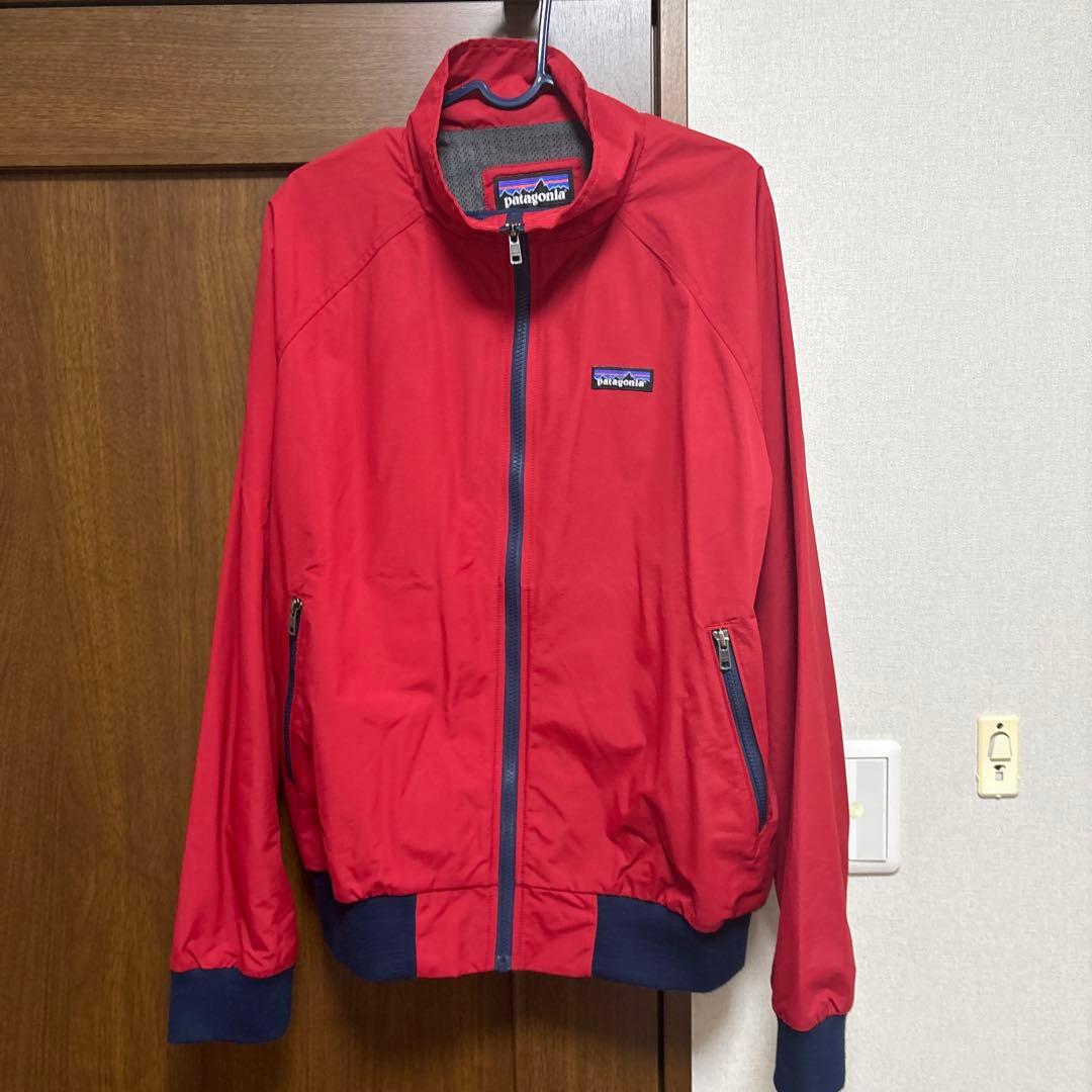patagonia バギーズジャケット　レッド