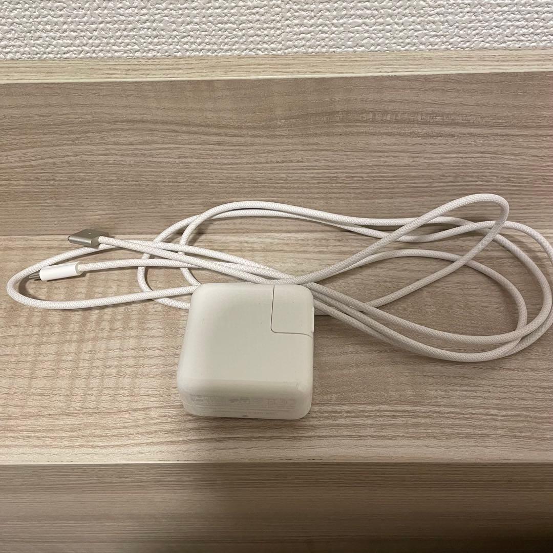 MacBookAir M2 8GB スターライト