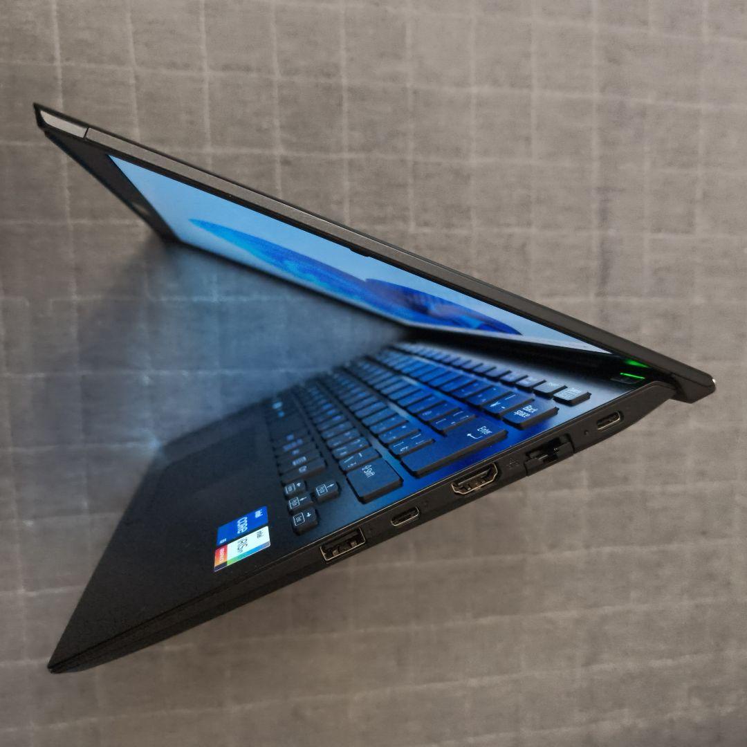 美品 日本製 高級感 VAIO 軽量 驚速12世代i5 16GB 新品1TB 6