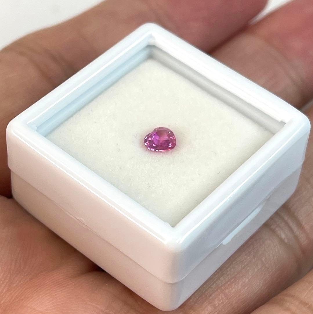 mikiさま専用　宝石ルース トップクラス天然ピンクサファイア0.406 ソ付き