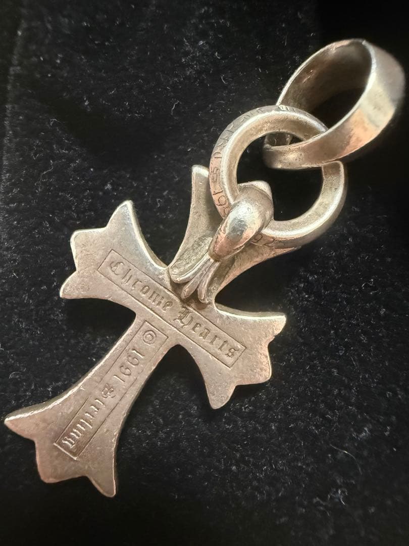 クロムハーツ　スモールchクロスwithベイル