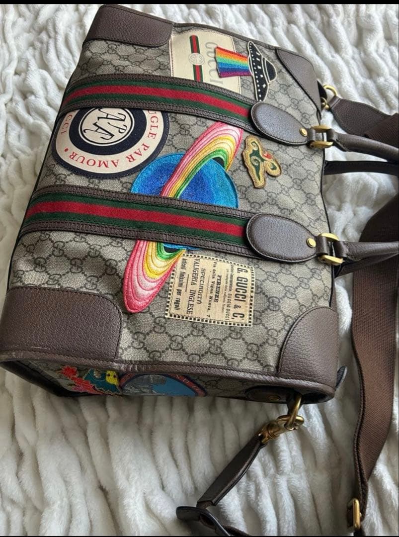 Gucci Courrier Soft GG Supreme アップリケ バッグ
