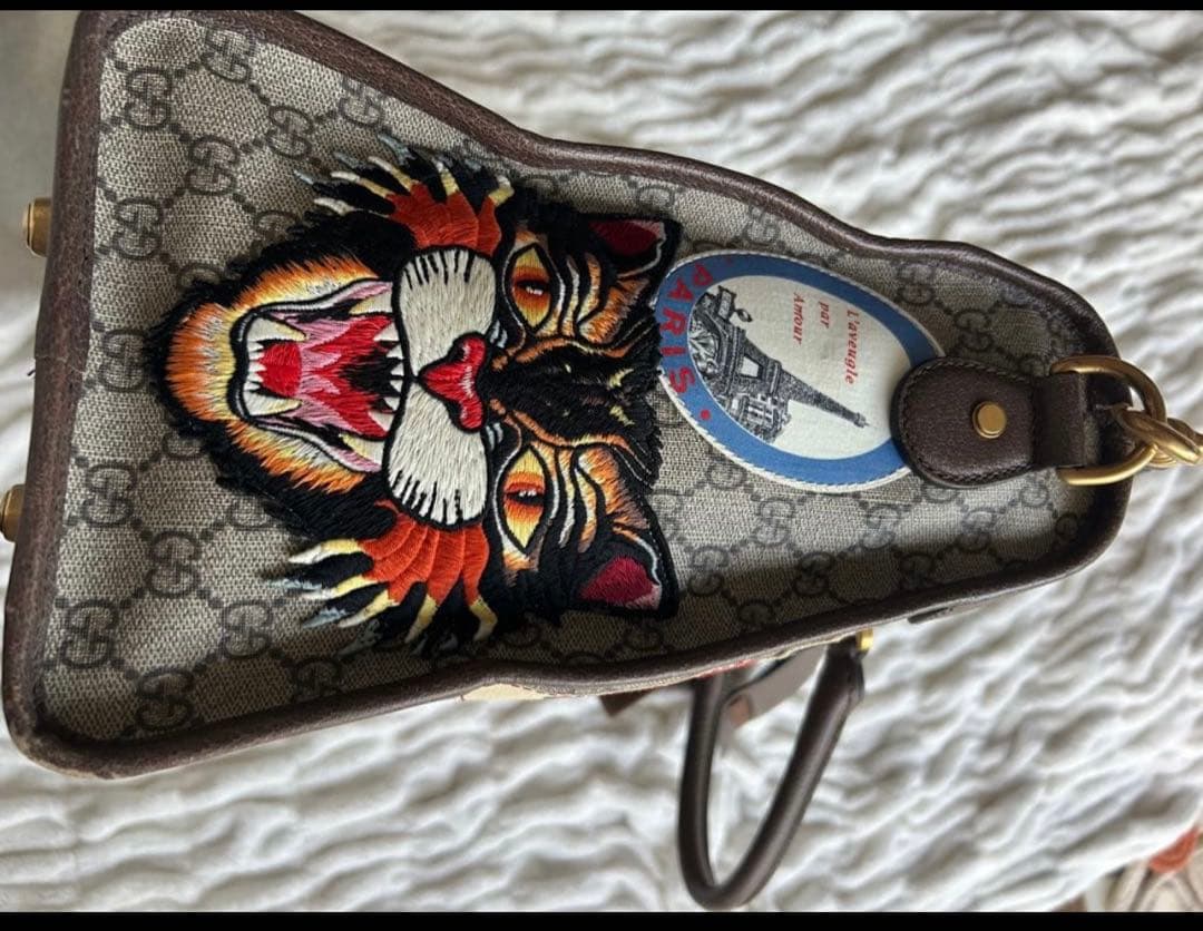 Gucci Courrier Soft GG Supreme アップリケ バッグ