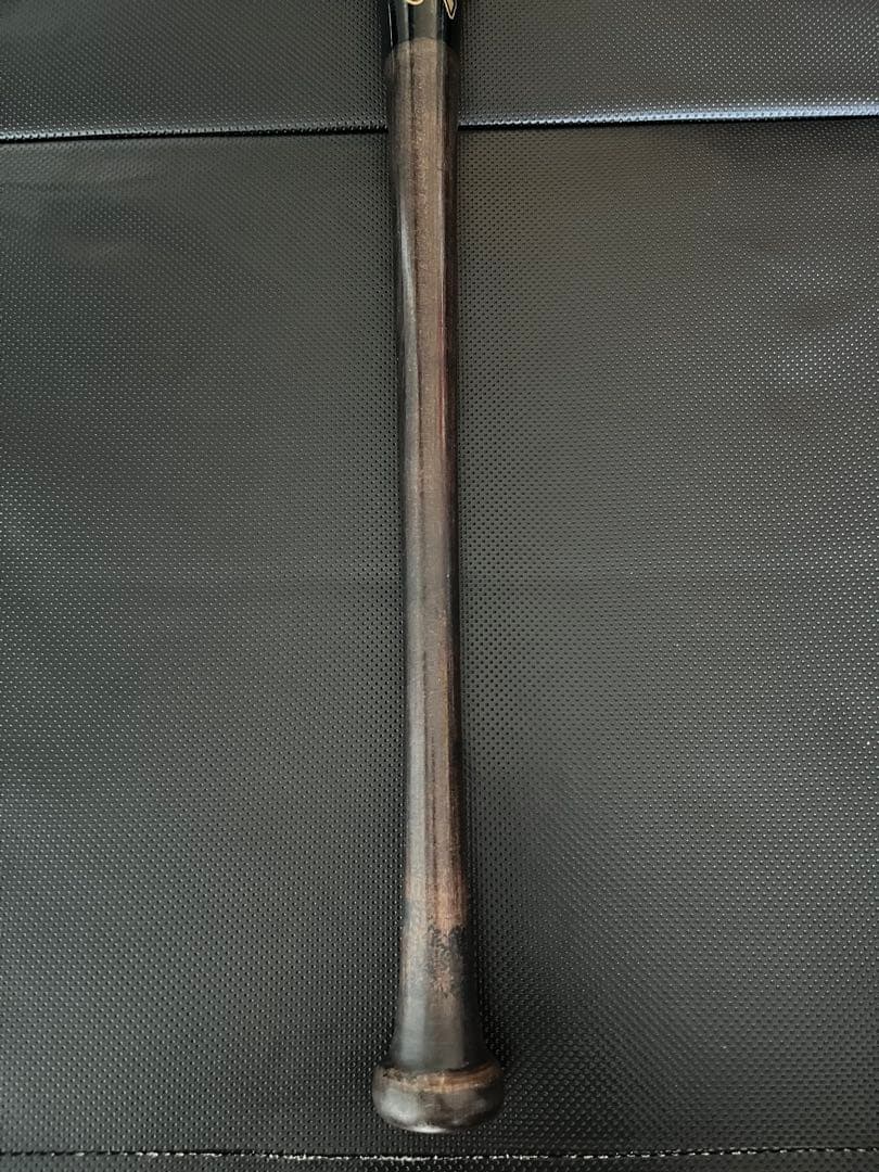 埼玉西武ライオンズ　岸潤一郎 #68　バット NPBマーク 支給品　実使用