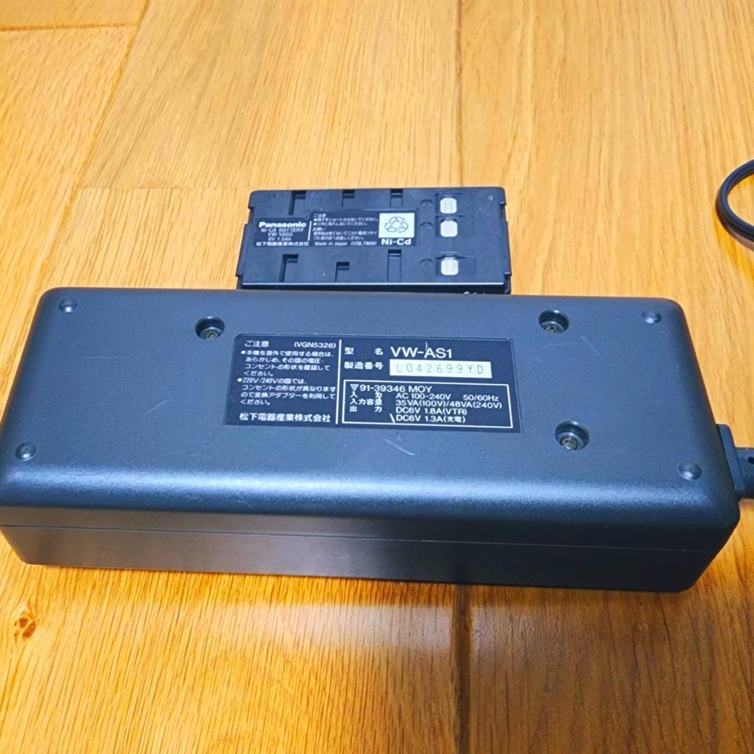 【動作確認済】Panasonic 高画質 S VHS-C ビデオカメラ セット
