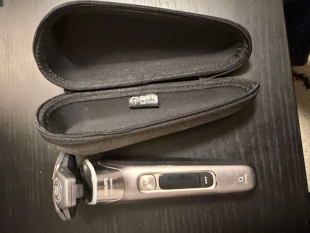 Philips 電気シェーバー 収納ケース付き フィリップス 電動シェーバー