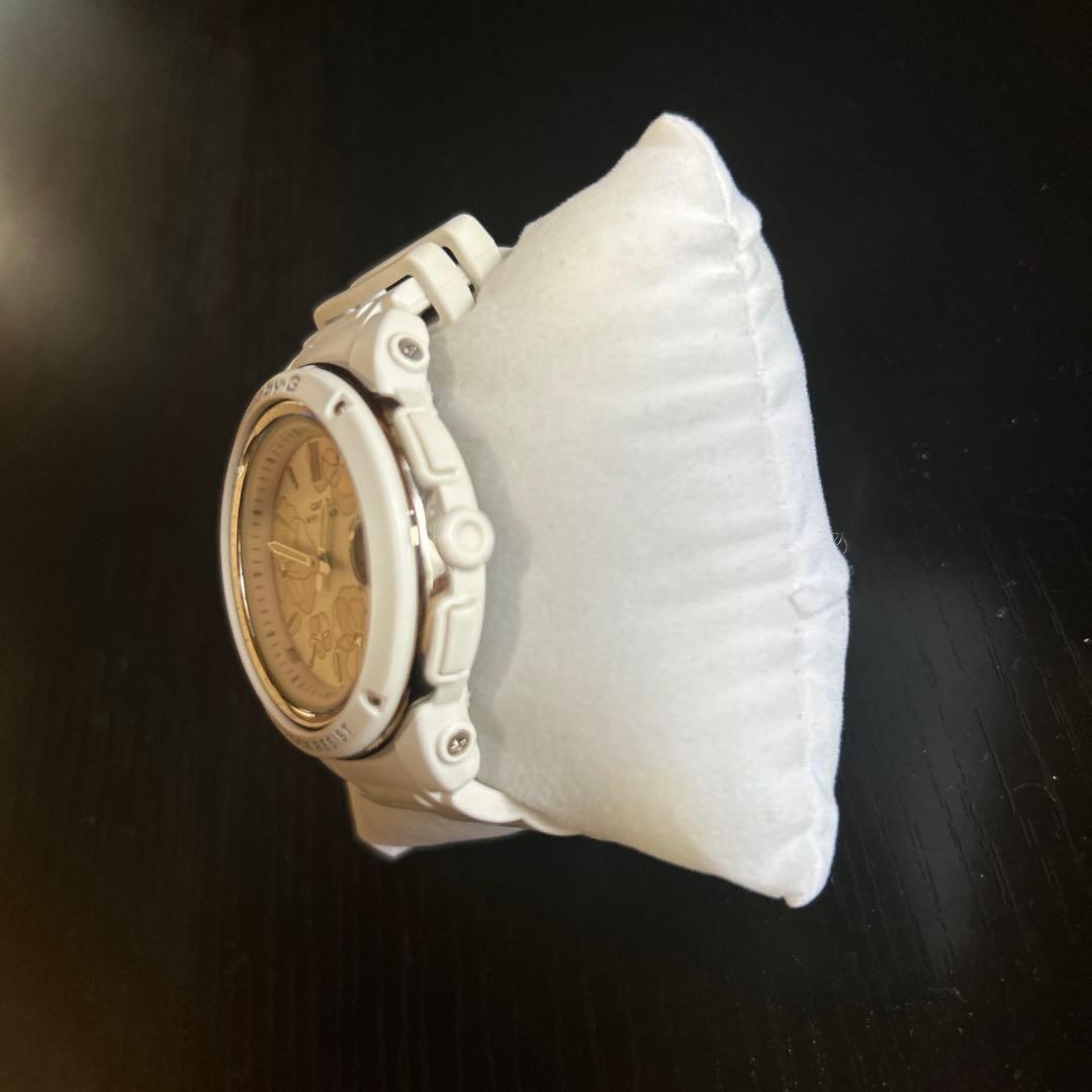 G-SHOCK Baby-G　フローラル ダイアル 花柄　ホワイト