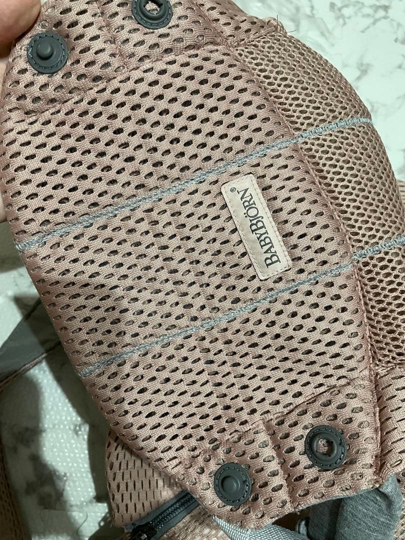 【美品・保証残1年・箱付き】BabyBjorn HARMONY ダスティピンク