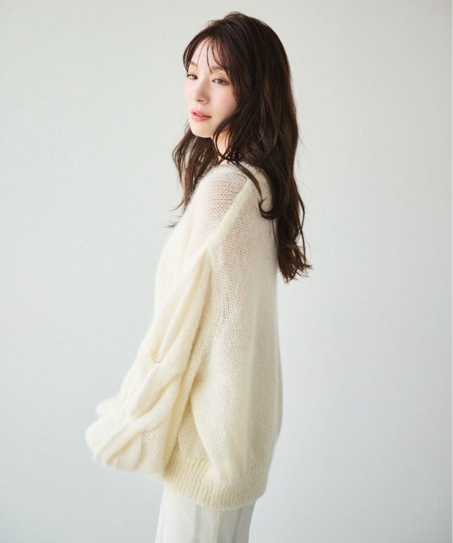 【Aimeine新品】センタータックキッドモヘアニット