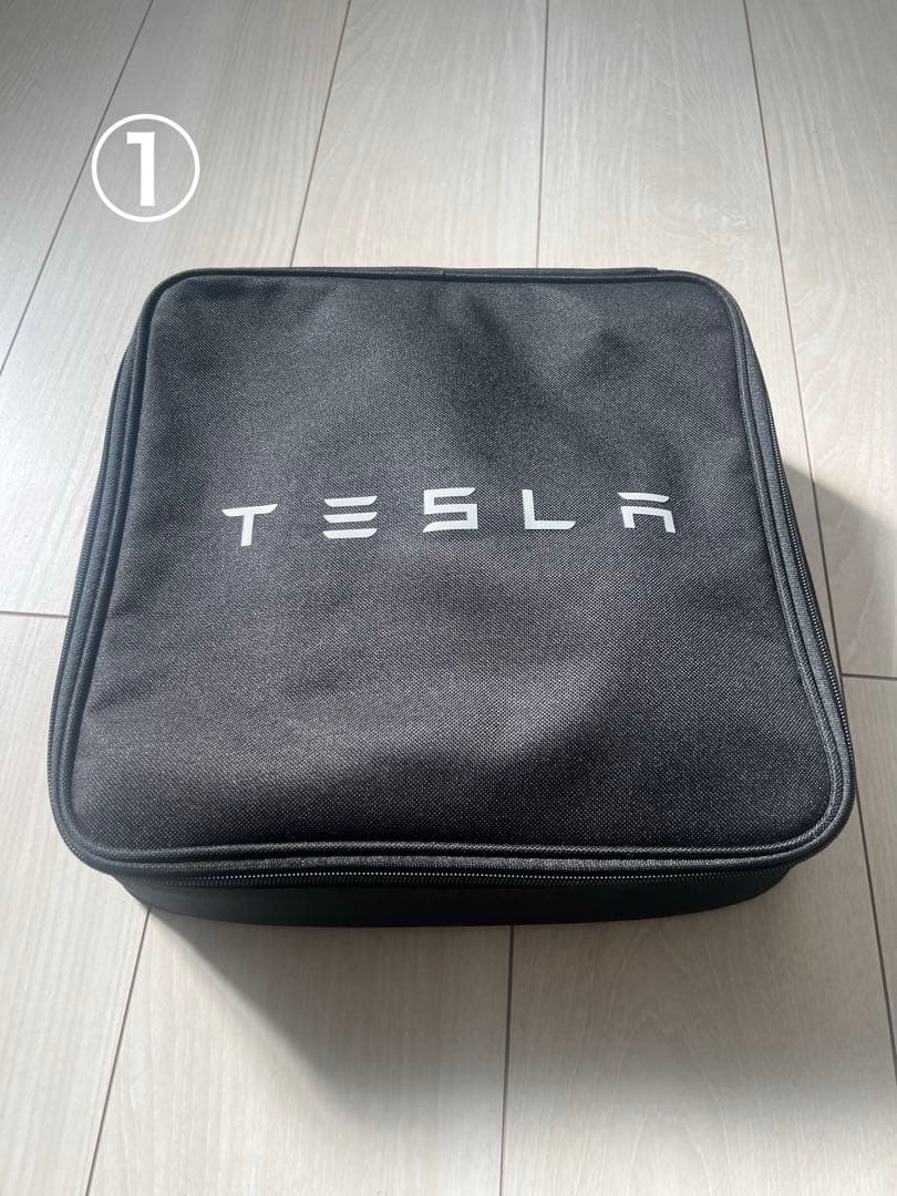 TESLA純正 「GEN Ⅱ モバイルコネクター」と「J1772 変換機」セット