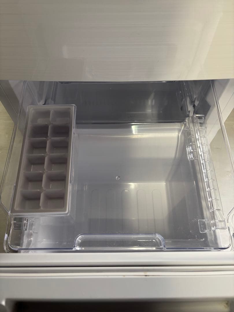 YU☆ME シャープ ノンフロン冷凍冷蔵庫 SJ-D15G-W 2021年