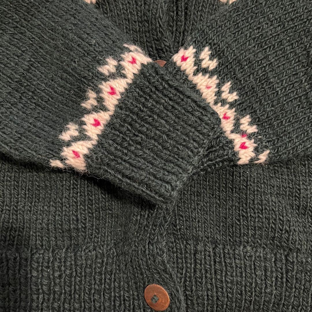 ネパールギルボックス 花柄求心プルオーバー