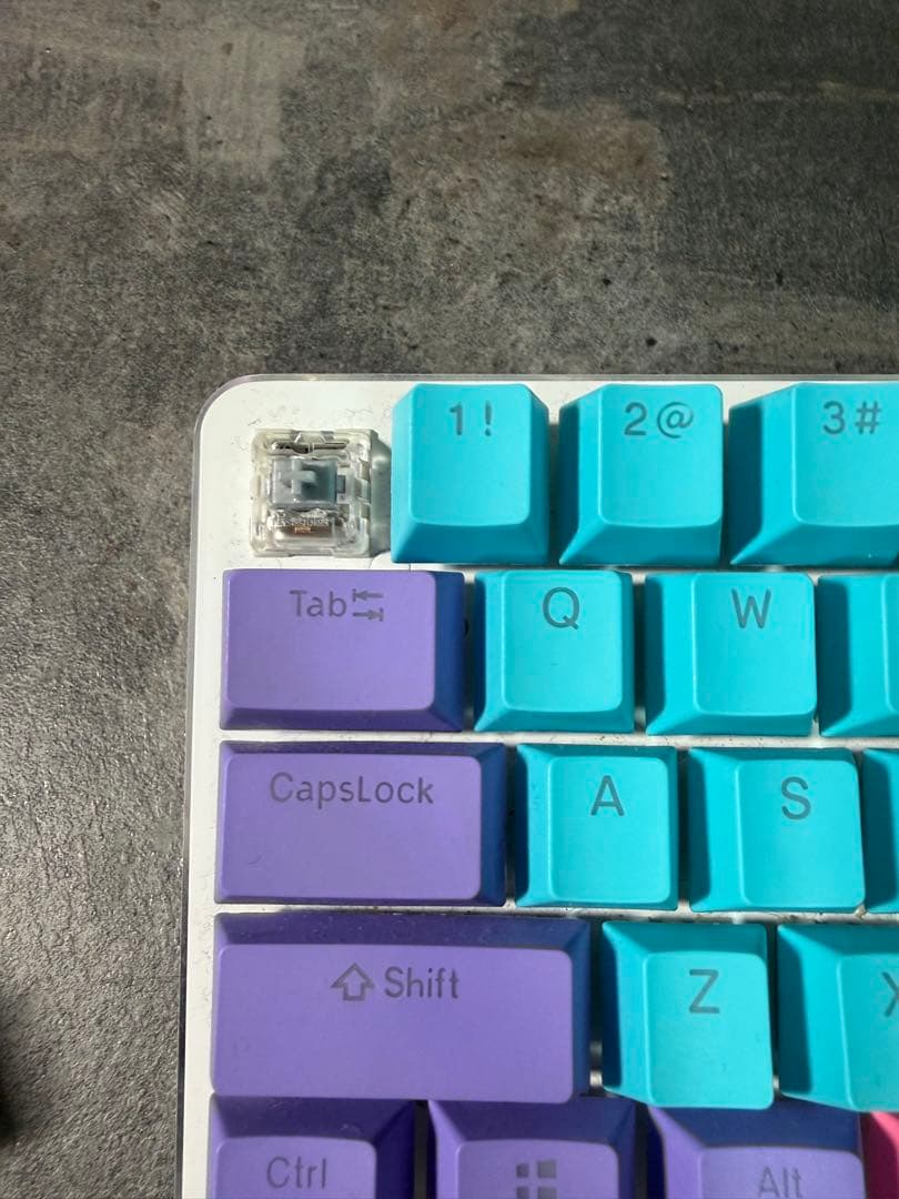 ノ*ム様 あ*る様 自作ゲーミングキーボード 銀軸 静音化済