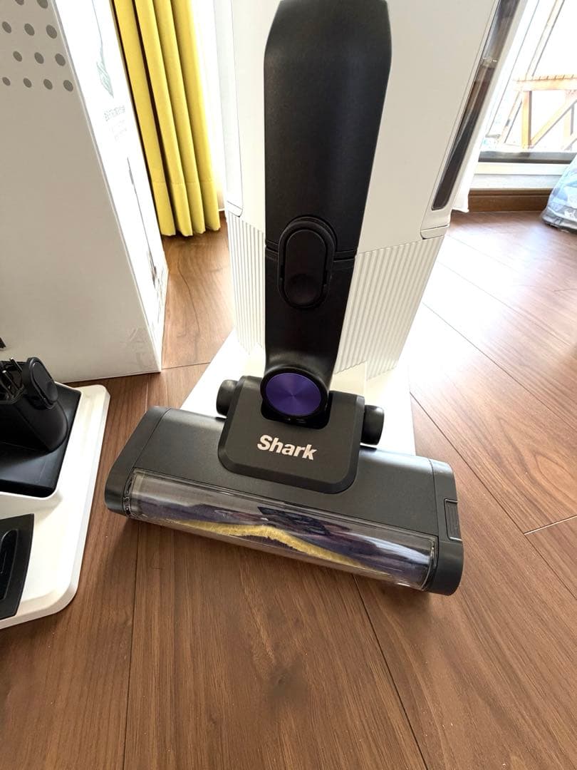 お値下中Shark コードレススティッククリーナー IW4171J ほぼ未使用品
