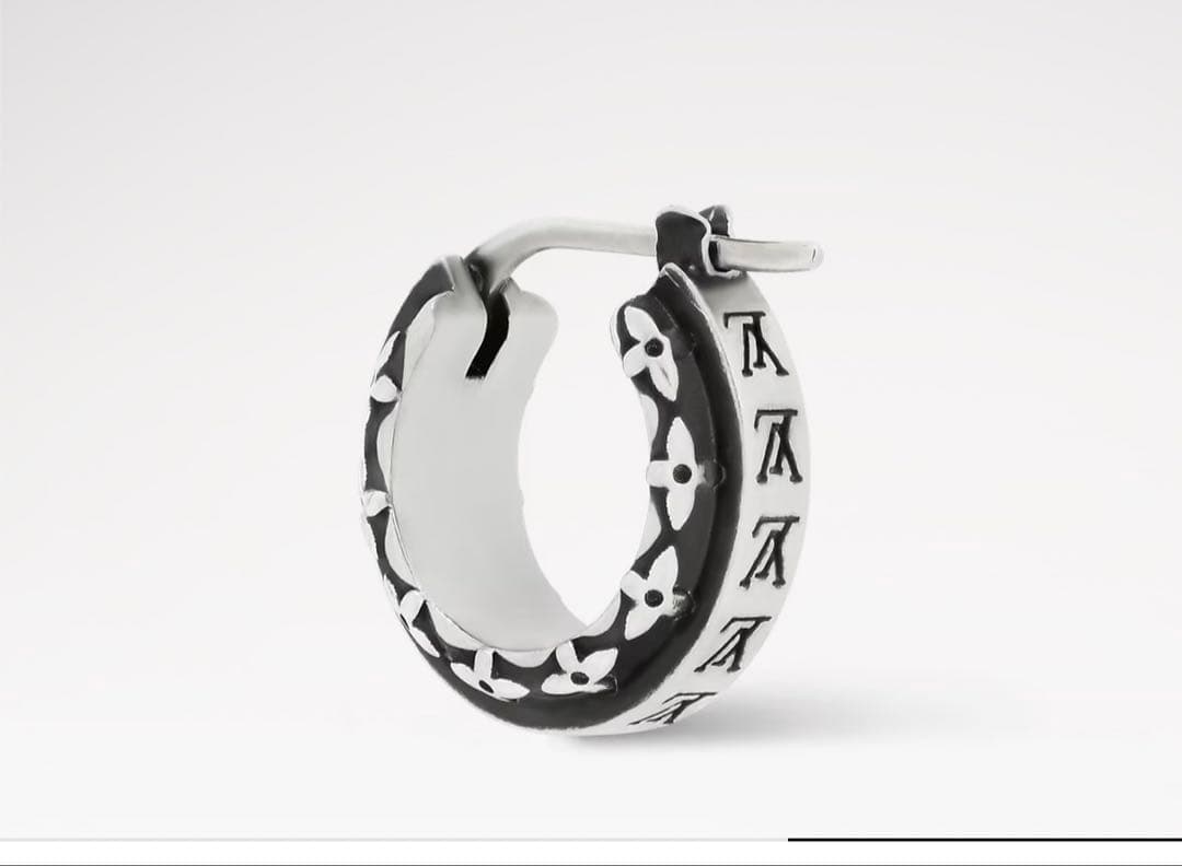 LOUIS VUITTON フープピアス・LV ドリフト 単品　セール中！！