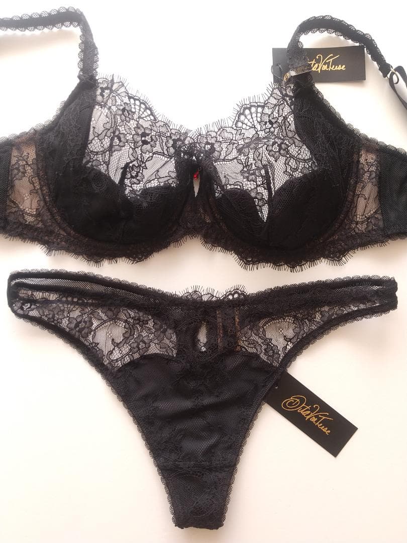 ＊おまとめ＊《Dita Von Teese》Zsa Zsa　UK34D&M　他
