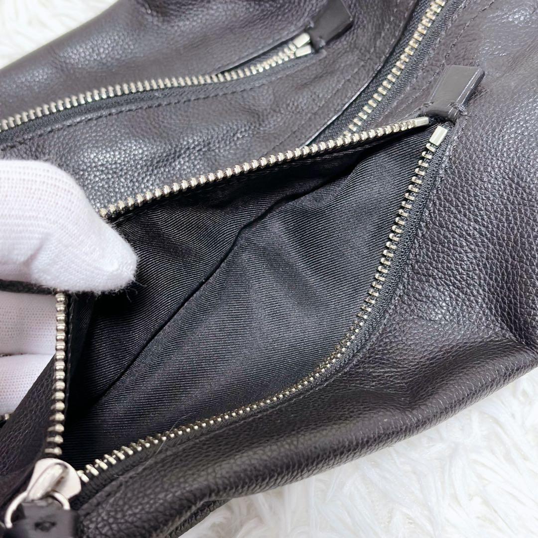 ✨美品✨コーチ トンプソン ショルダーバッグ レザー ブラック 黒 チャーム付