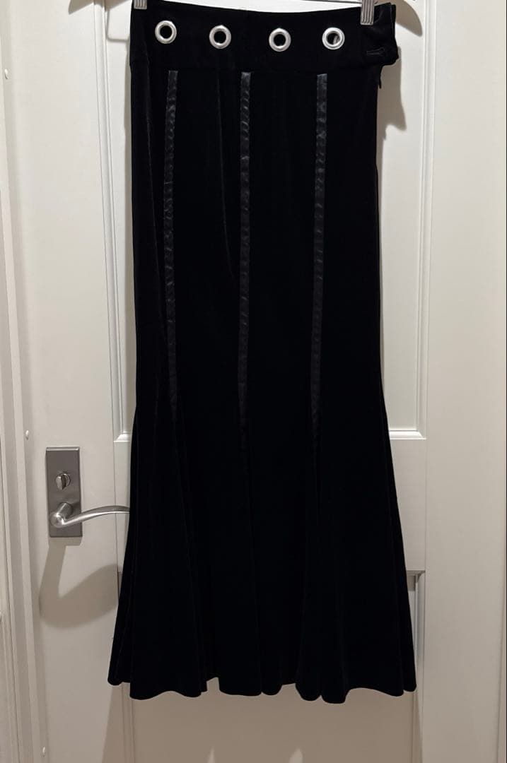 値下げ　美品 alice auaa ベロアマーメイドスカート