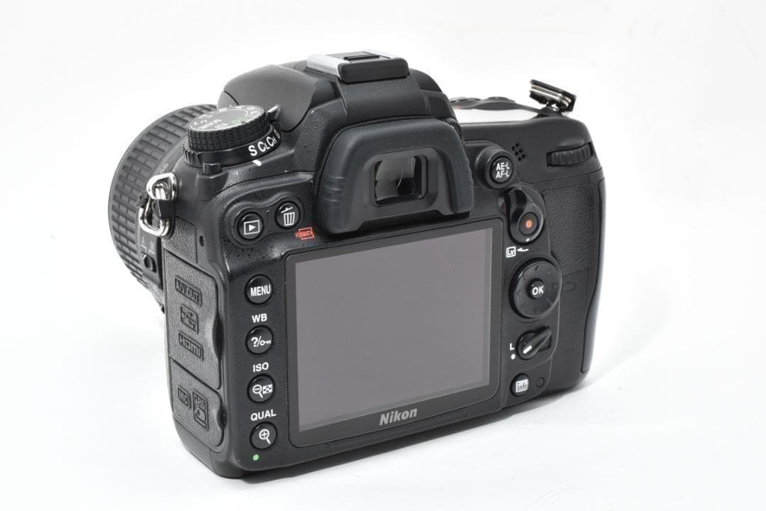 【大人気】 Nikon ニコン D7000 レンズキット デジタル一眼カメラ