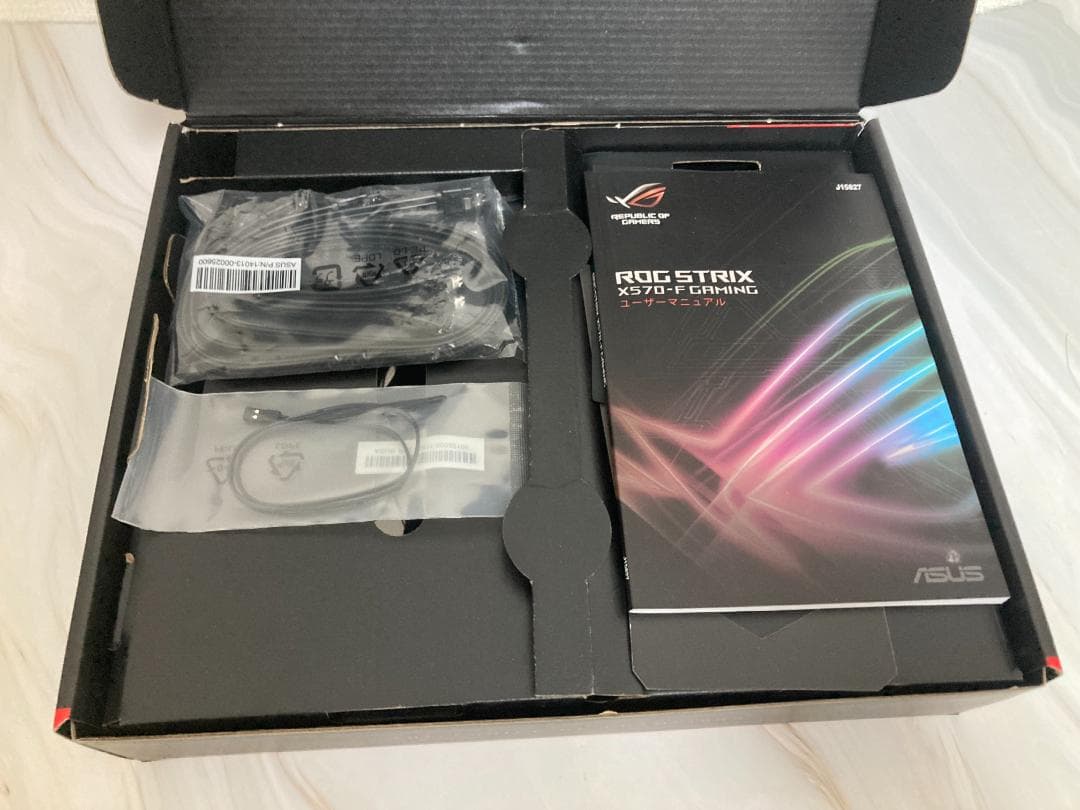 ASUS AMD ROG STRIX X 570-Fゲーミングマザーボード