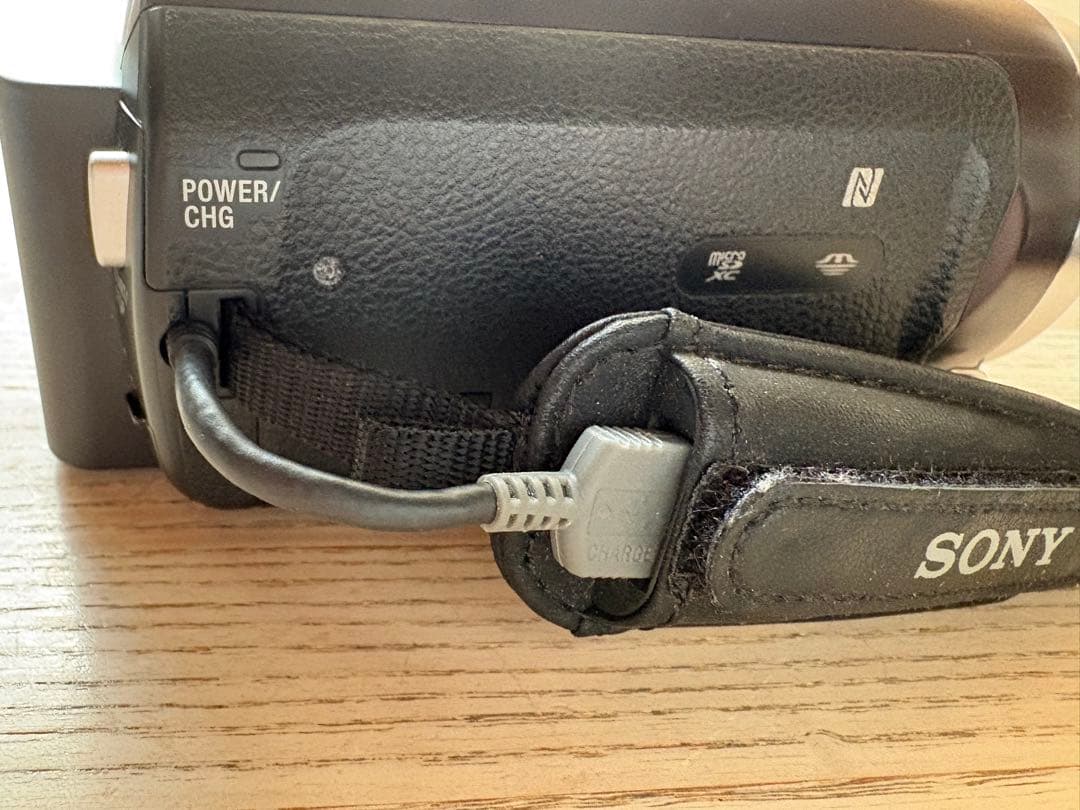 Sony HD ビデオカメラ 60倍ズーム　SONY HDR-CX675