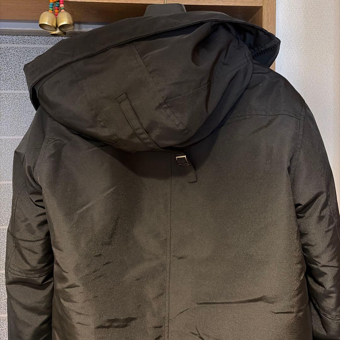 ダウンジャケット フード付き　ジャスパータイプ　Lサイズ