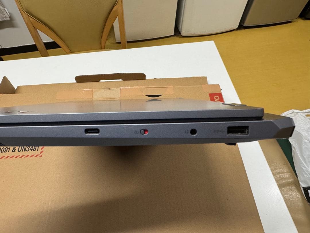 Lenovo LOQ 15IRX9 ノートPC LUNA GREY