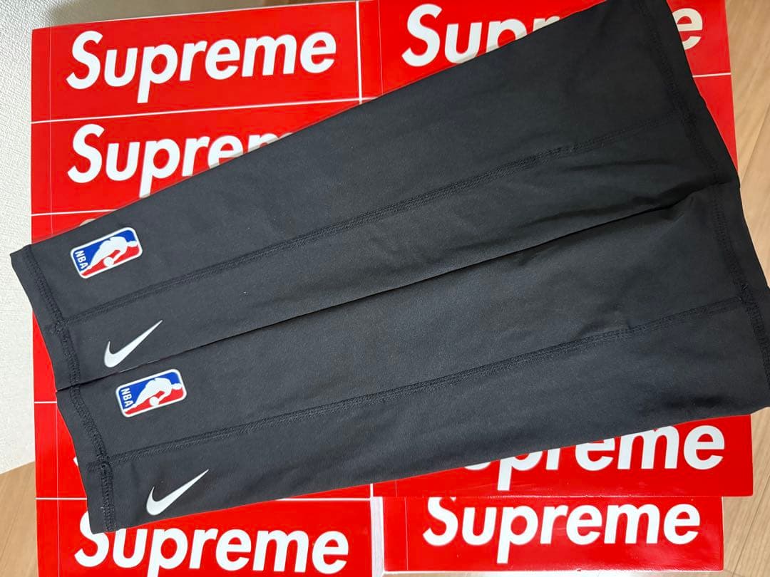 Nike x Supreme アームカバー L/XL ブラック