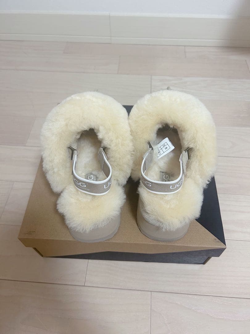 UGG オーストラリア　靴　レディース