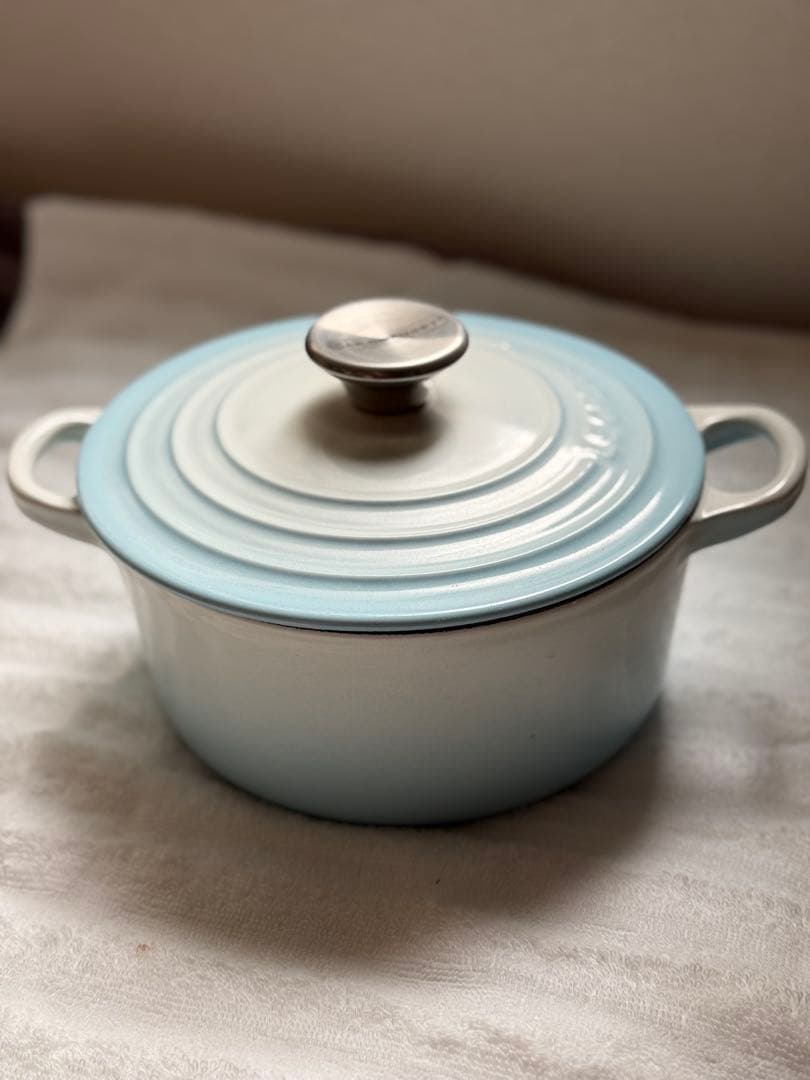 超レア パウダーブルー Le Creuset 両手鍋 18cm