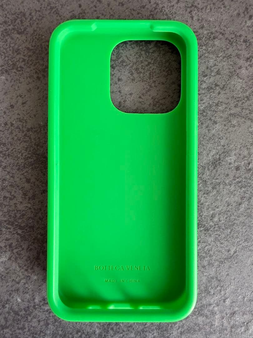 ボッテガヴェネタ イントレチャート iPhone15Pro ケース グリーン