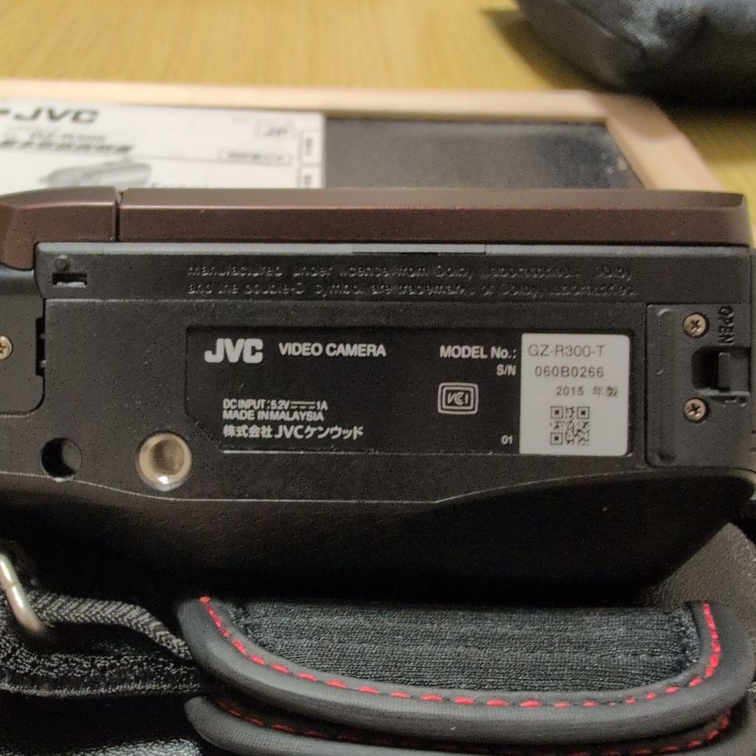 JVC ビデオカメラ EVERIO 32GB ブラウン GZ-R300-T