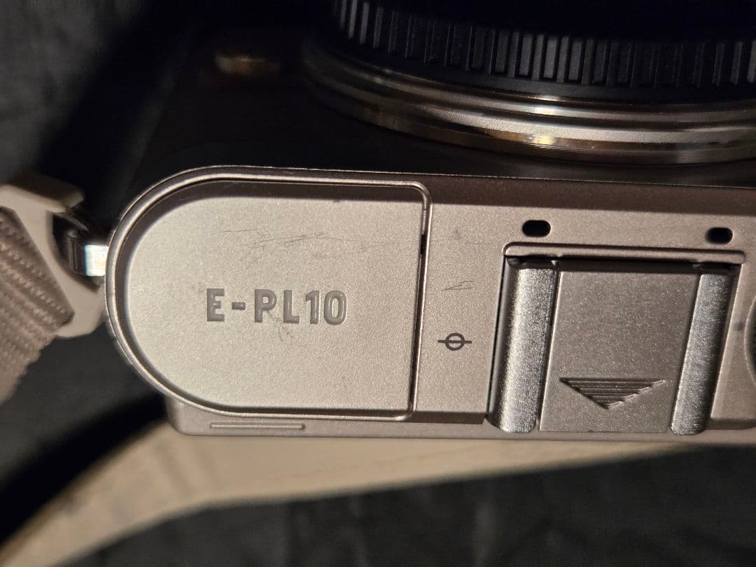 OLYMPUS E-PL10 ブラウン EZダブルズームキット