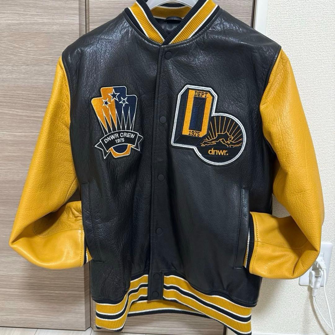 ZARA レザーボンバージャケット　スタジャン