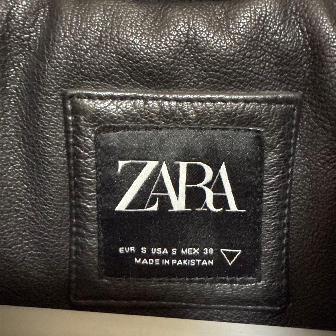 ZARA レザーボンバージャケット　スタジャン