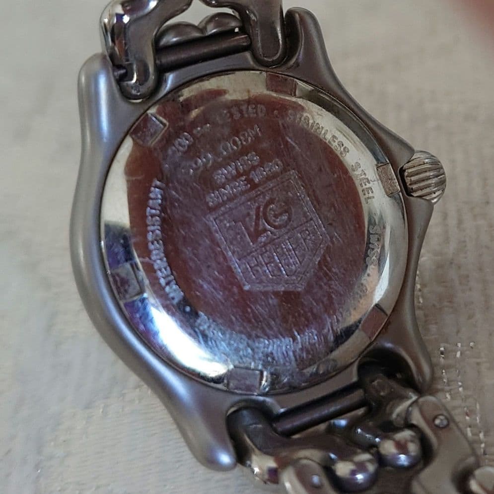 タグホイヤー　腕時計　レディース