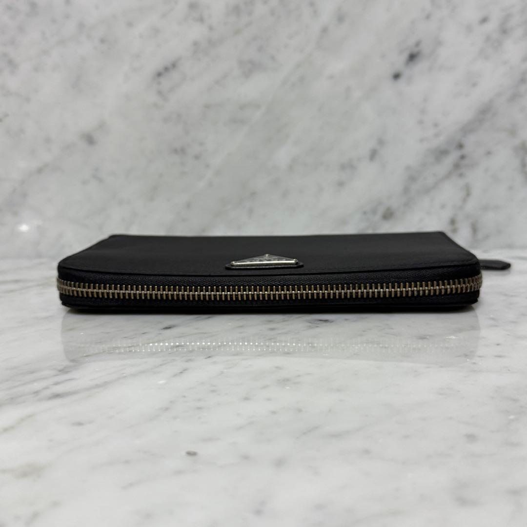 PRADA プラダ ラウンドファスナー 長財布 ブラック 黒 ナイロン ロゴ