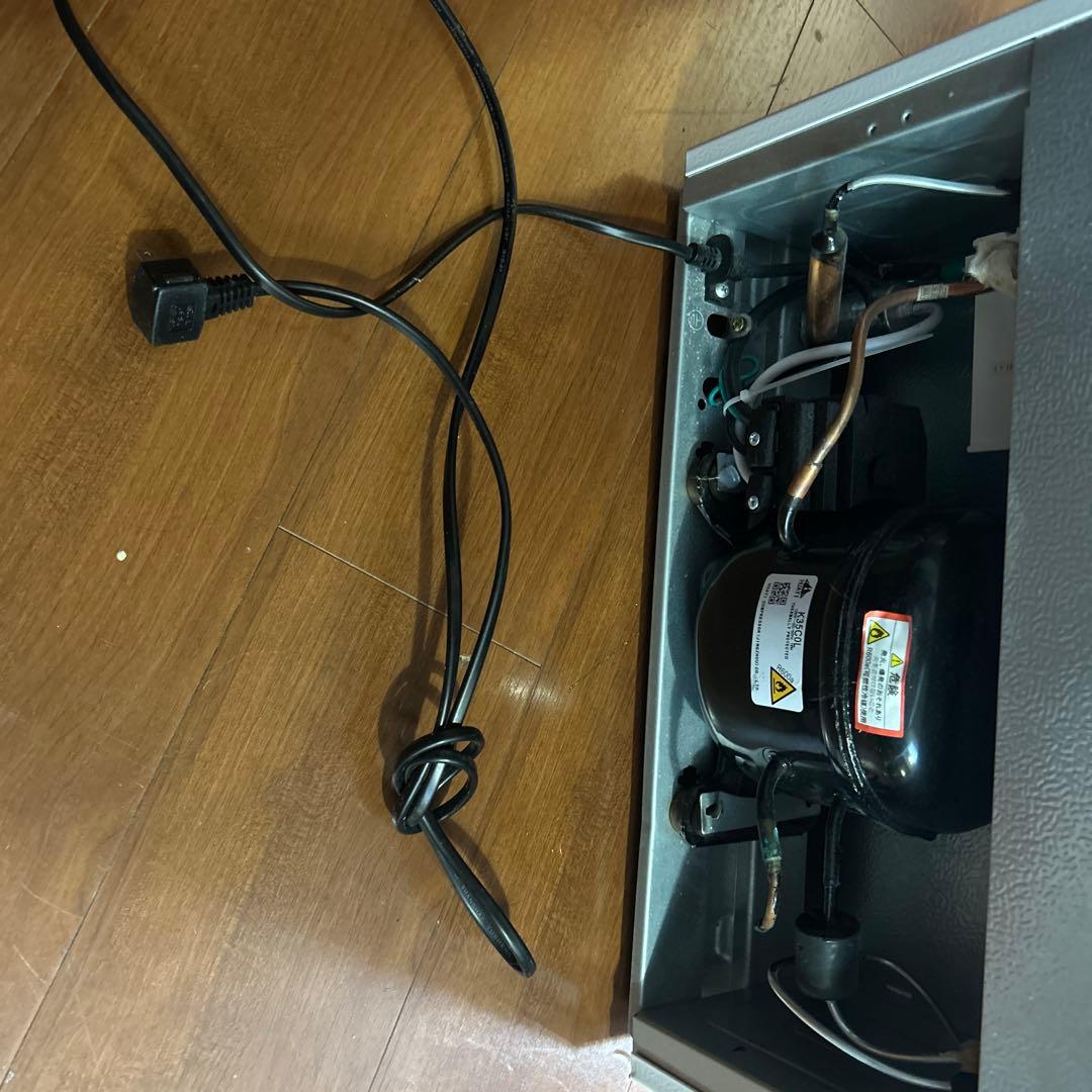 アイリスオーヤマ 冷凍庫 31L PF-A31FD